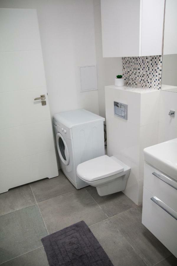 Apartament F&J Торунь Екстер'єр фото