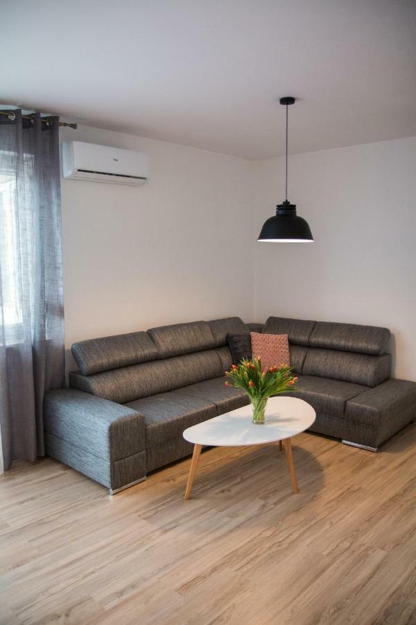 Apartament F&J Торунь Екстер'єр фото