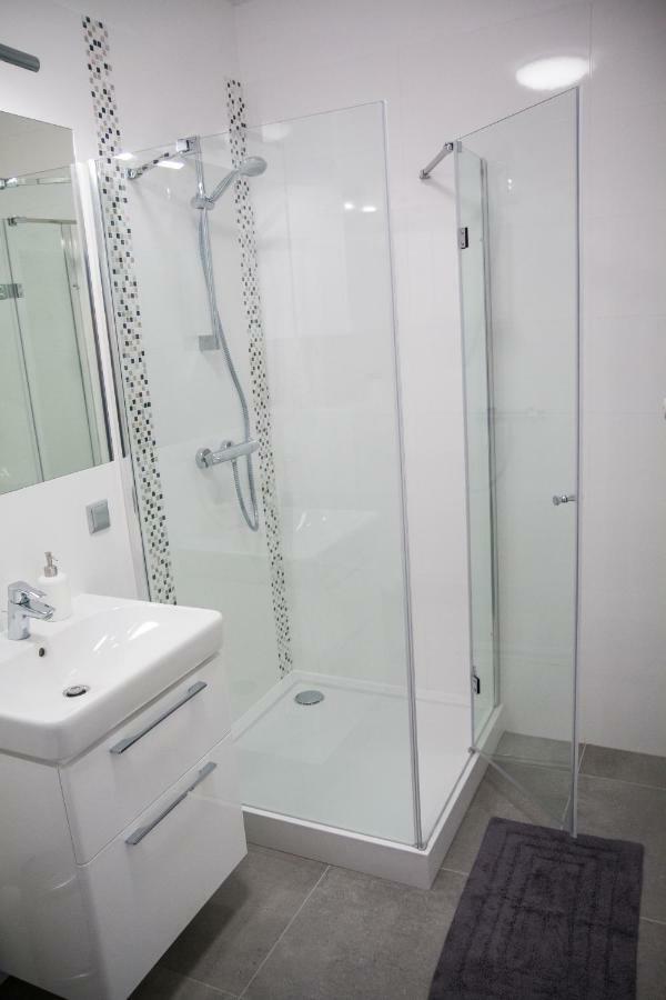 Apartament F&J Торунь Екстер'єр фото