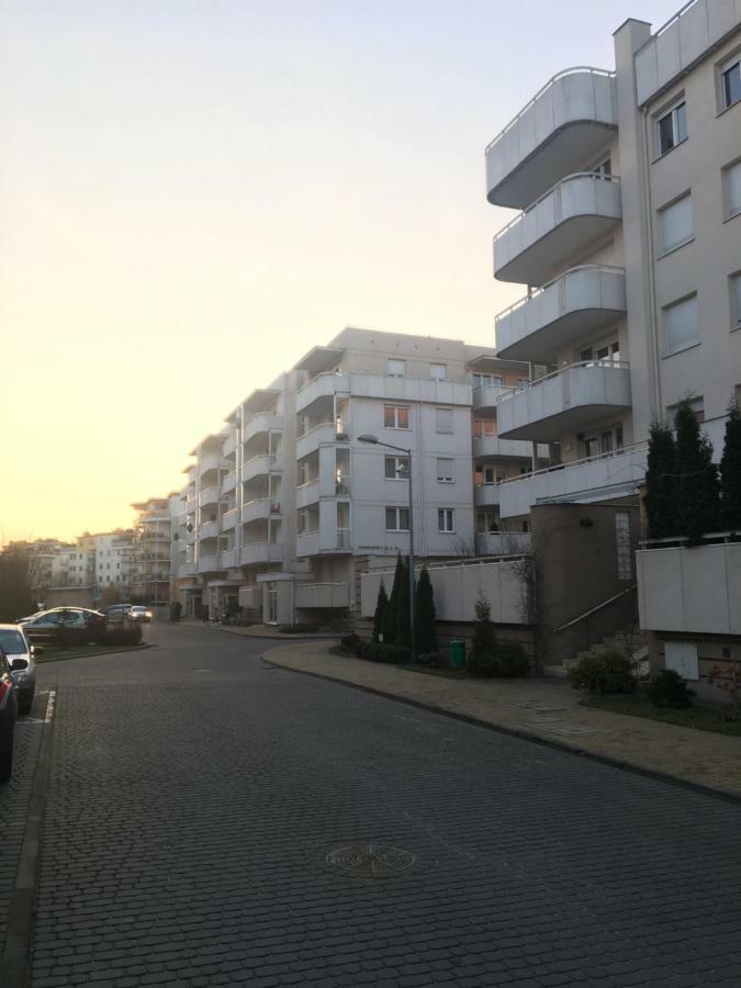 Apartament F&J Торунь Екстер'єр фото